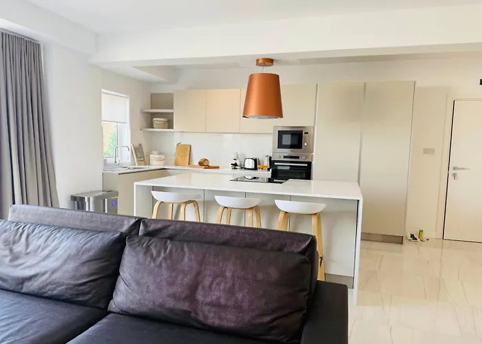 Offshore 45 Saint Julian's