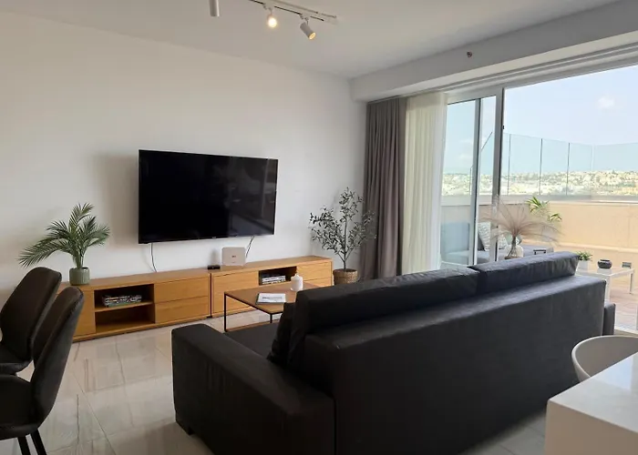 Offshore 45 Saint Julian's