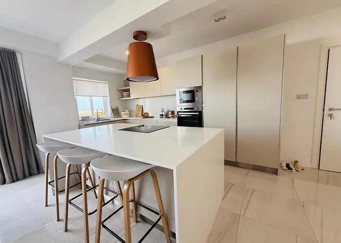 דירה Offshore 45 *